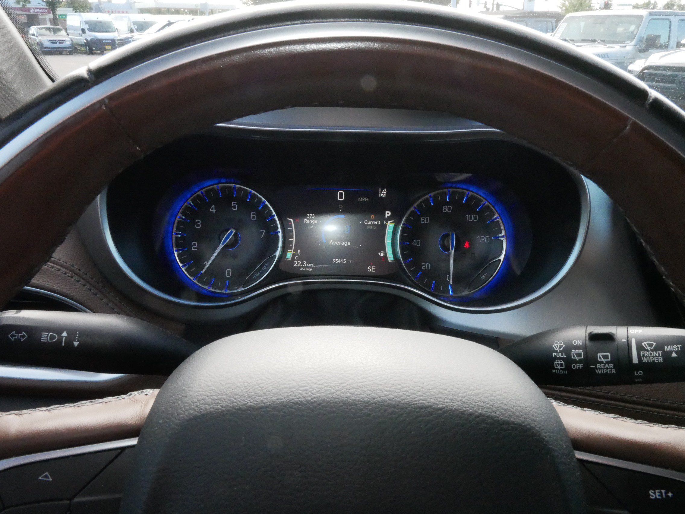 Used 2021 Chrysler Pacifica Limited w/ Uconnect Theater Family Group AWD/4WD image 21
