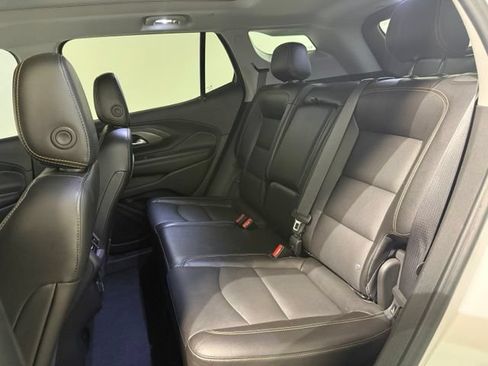 Certified 2021 GMC Terrain SLT w/ Infotainment Package II AWD/4WD image 29