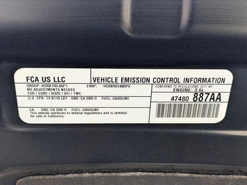 Used 2017 Chrysler Pacifica Limited FWD image 24