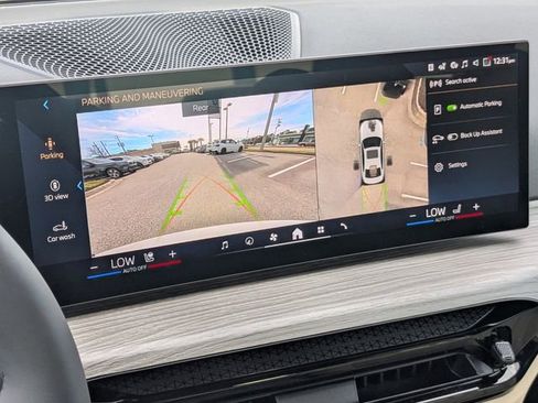 New 2026 BMW 330i Sedan w/ Convenience Package image 22