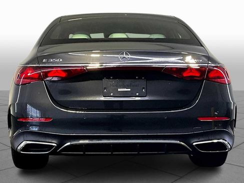 New 2026 Mercedes-Benz E 350 4MATIC Sedan image 4