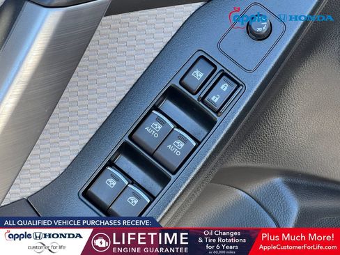 Used 2018 Subaru Forester 2.5i Premium w/ Popular Package #3A AWD/4WD image 9
