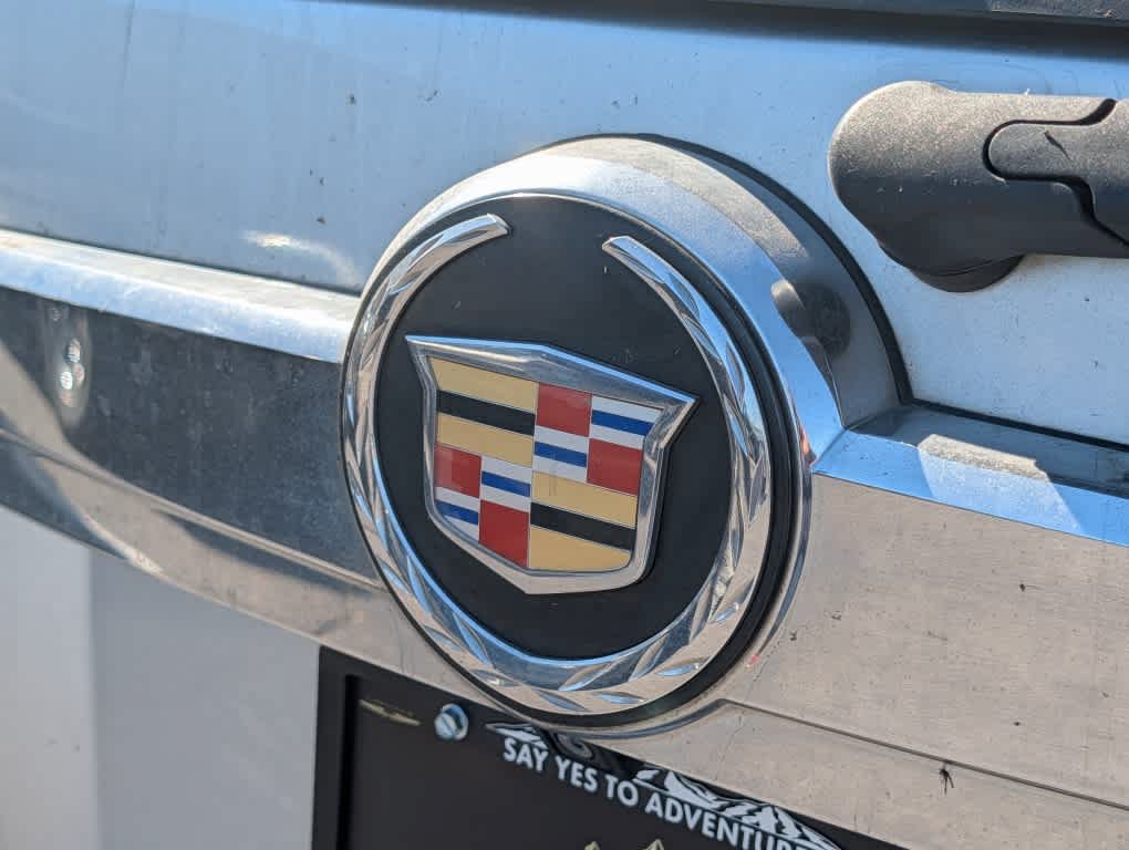 Used 2014 Cadillac Escalade Luxury AWD/4WD image 8