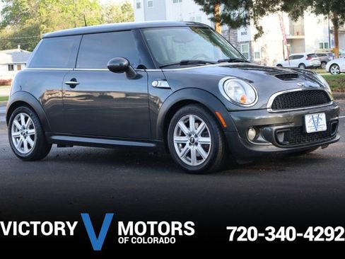 Used 2013 MINI Cooper S FWD image 1