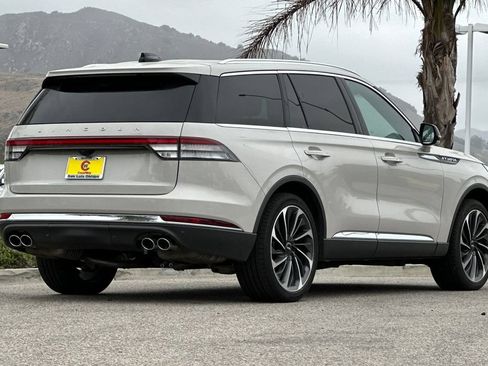 Used 2025 Lincoln Aviator Reserve w/ Equipment Group 201A AWD/4WD image 3