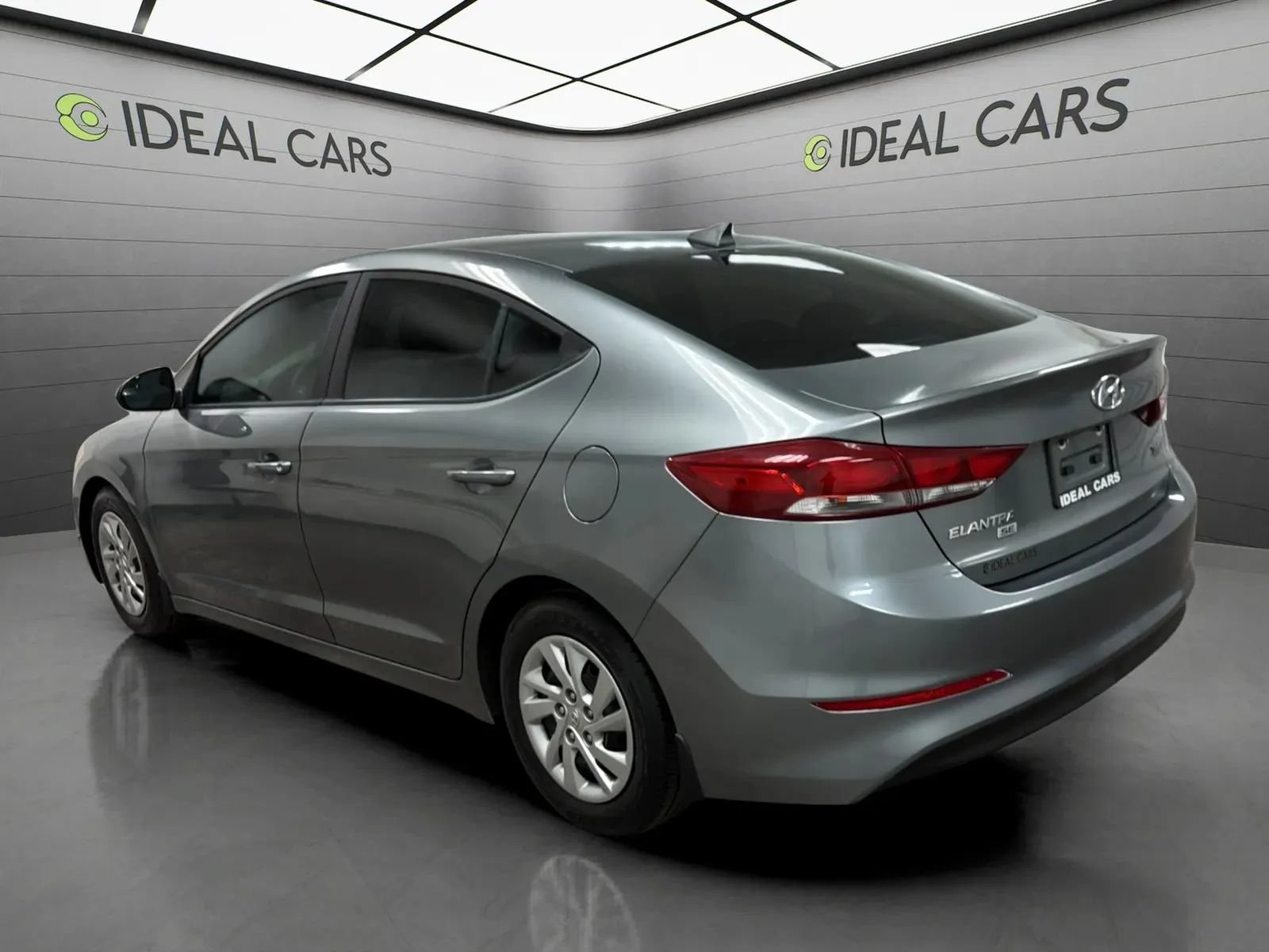 Used 2017 Hyundai Elantra SE FWD image 7