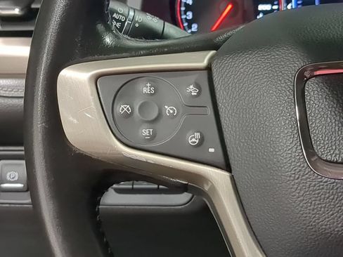 Used 2020 GMC Acadia Denali w/ Technology Package AWD/4WD image 30