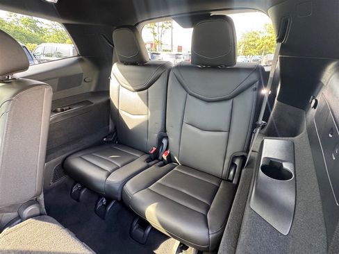 Used 2023 Cadillac XT6 Luxury FWD image 22