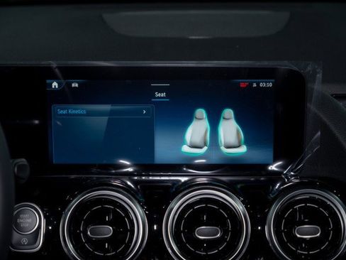 Used 2026 Mercedes-Benz GLA 250 image 16