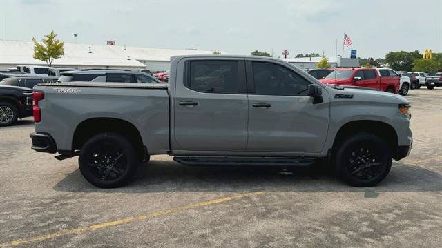 Used 2024 Chevrolet Silverado 1500 Custom Trail Boss w/ Turbomax Blackout Package AWD/4WD image 9
