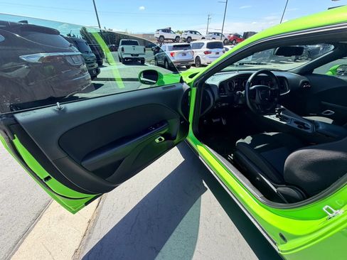 Used 2023 Dodge Challenger R/T Scat Pack RWD image 10