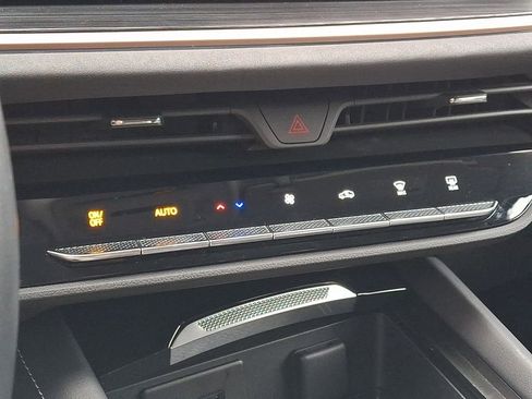 Certified 2025 Buick Envision Sport Touring image 16