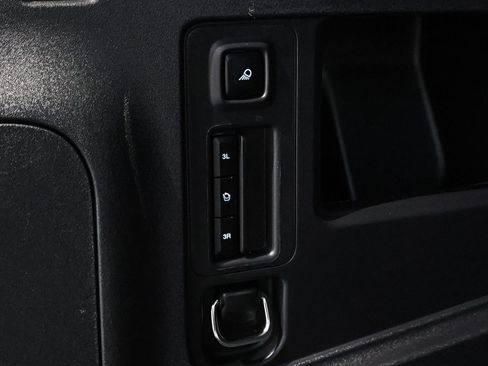 Certified 2025 Ford Expedition Active image 18