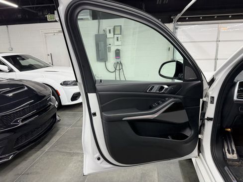 Used 2023 BMW X5 xDrive40i w/ M Sport Package image 20