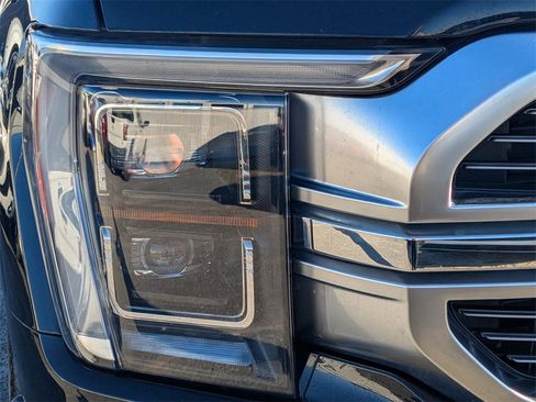 Used 2023 Ford F150 Limited image 9