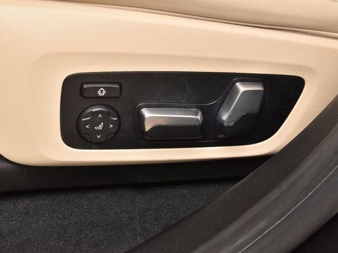 Used 2020 BMW X4 xDrive30i w/ M Sport Package 2 AWD/4WD image 34
