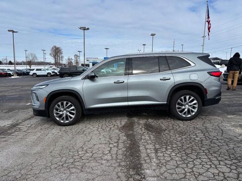 Certified 2025 Buick Enclave Preferred image 2