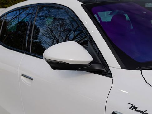 Used 2023 Maserati Grecale Modena image 10