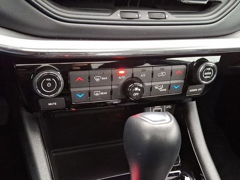 Certified 2022 Jeep Compass High Altitude image 19