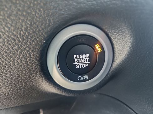 New 2026 Chrysler Pacifica Limited w/ S Appearance Package image 31