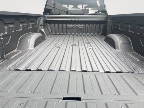 New 2026 GMC Sierra 3500 SLT w/ SLT Premium Package AWD/4WD image 27