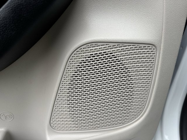 Used 2022 Chrysler Pacifica Touring-L w/ Uconnect Theater Family Group FWD image 24