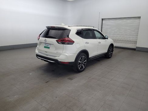 Used 2019 Nissan Rogue SL w/ Premium Package AWD/4WD image 9