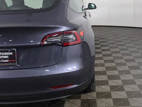 Used 2023 Tesla Model 3 Standard Range image 16