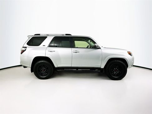 Used 2023 Toyota 4Runner SR5 Premium image 4