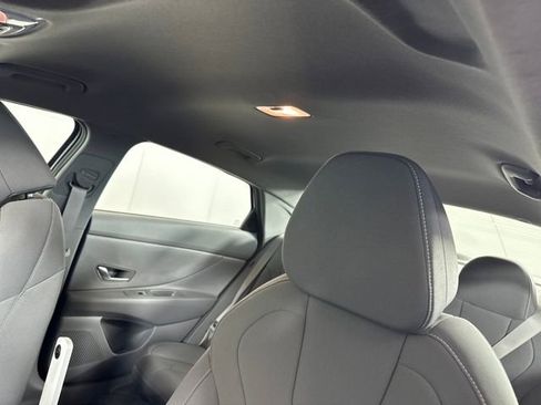 Certified 2024 Hyundai Elantra SEL image 12