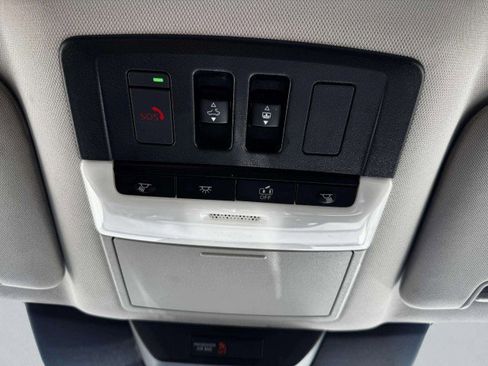 Used 2023 Nissan Pathfinder SL w/ SL Premium Package image 31