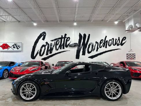 Used 2017 Chevrolet Corvette Grand Sport RWD image 2