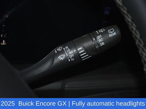 Used 2025 Buick Encore GX Preferred FWD image 11