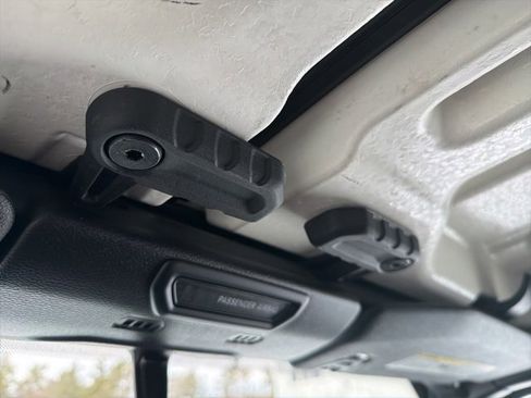 Used 2023 Jeep Wrangler Willys image 30