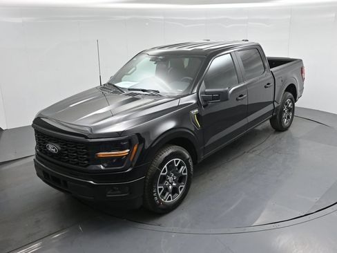 Used 2025 Ford F150 STX w/ Equipment Group 200A RWD image 30