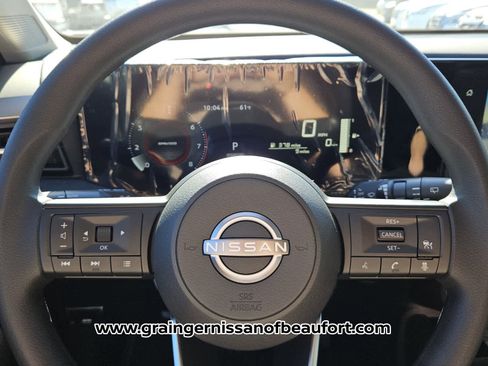 New 2026 Nissan Kicks SV image 11