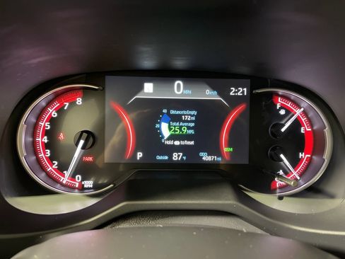 Certified 2025 Toyota RAV4 XLE FWD image 18