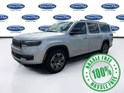 Used 2024 Jeep Wagoneer L Series II RWD image 3