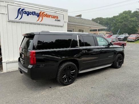 Used 2015 Chevrolet Suburban LTZ AWD/4WD image 3