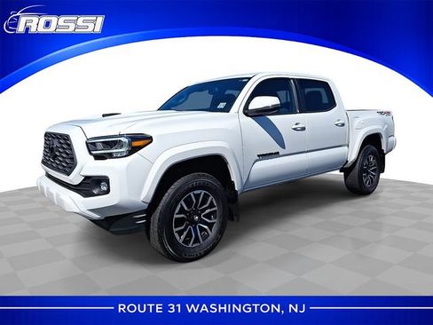 Used 2023 Toyota Tacoma TRD Sport w/ Technology Package image 1