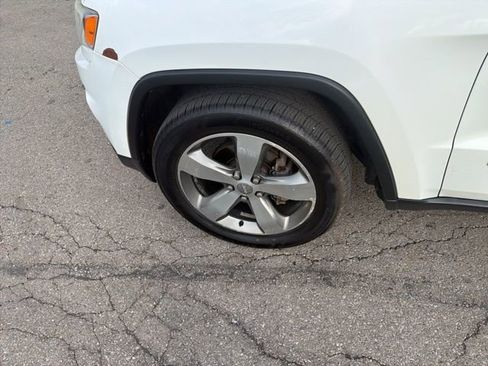 Used 2016 Jeep Grand Cherokee Limited image 4