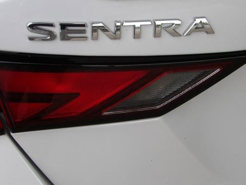 Certified 2024 Nissan Sentra SR image 8