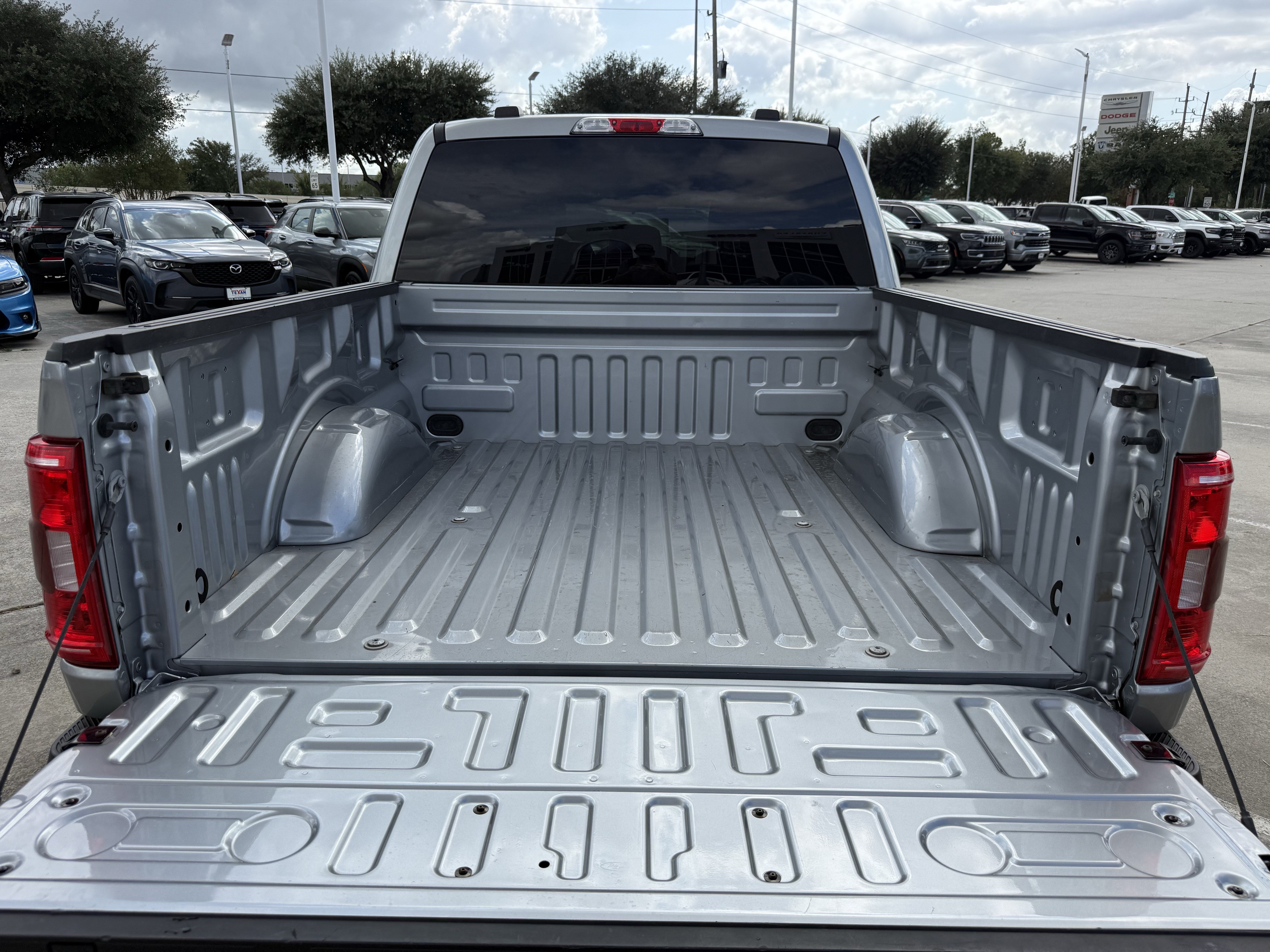 Used 2023 Ford F150 XL w/ XL Chrome Appearance Package RWD image 28