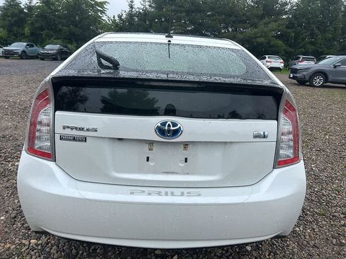 Used 2013 Toyota Prius Four w/ Deluxe Solar Roof Pkg FWD image 5