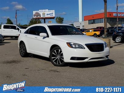 Used 2013 Chrysler 200 Touring w/ S Exterior Appearance Pkg