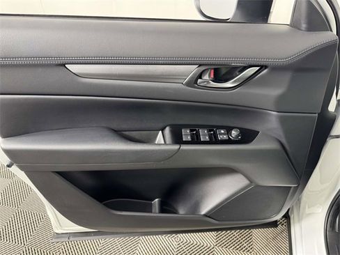 Used 2018 MAZDA CX-5 Touring image 17