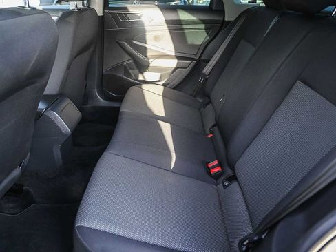 Used 2020 Volkswagen Jetta S image 23