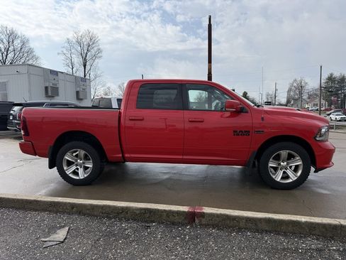 Used 2016 RAM 1500 Sport w/ Torred Sport Package image 5