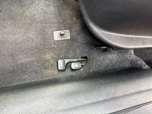 Used 2015 Hyundai Elantra SE image 7