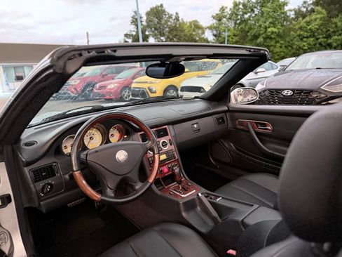 Used 2003 Mercedes-Benz SLK 320 image 23